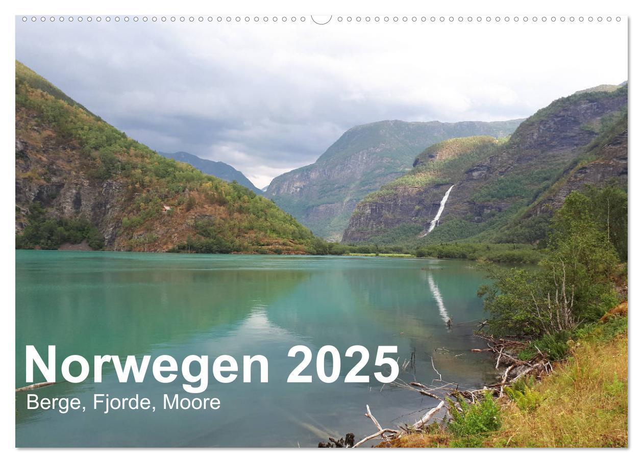 Norwegen 2025 - Berge, Fjorde, Moore (Wandkalender 2025 DIN A2 quer), CALVENDO Monatskalender