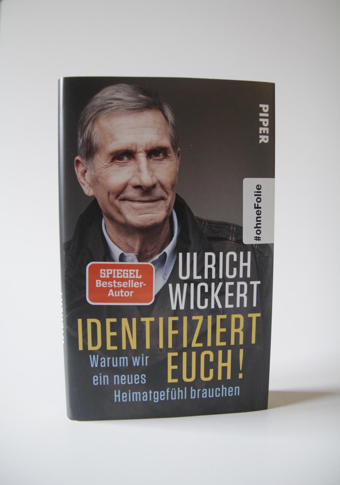 Identifiziert euch!