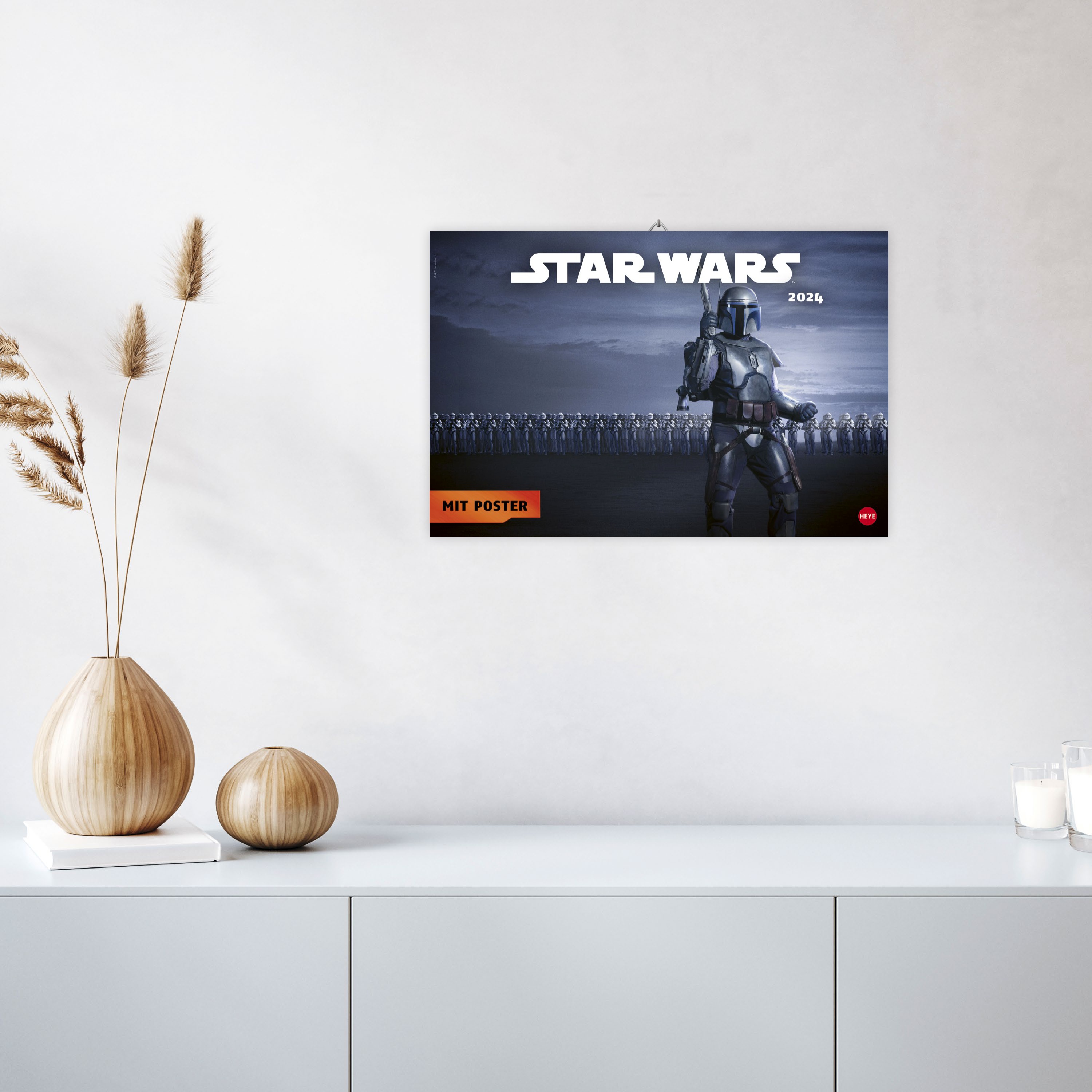 Star Wars Broschur XL 2024. Praktisch und ein absoluter Hingucker: Terminplaner 2024 groß mit den besten Szenen aus den Star Wars Filmen. Viel Platz für Termine in einem Kalender für Star Wars Fans.