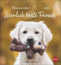 Ziemlich beste Freunde Postkartenkalender 2023. Postkarten-Fotokalender mit Hunden und ihren Lieblingsstofftieren. Kleiner Kalender voll süßer Bilder und lustiger Sprüche.